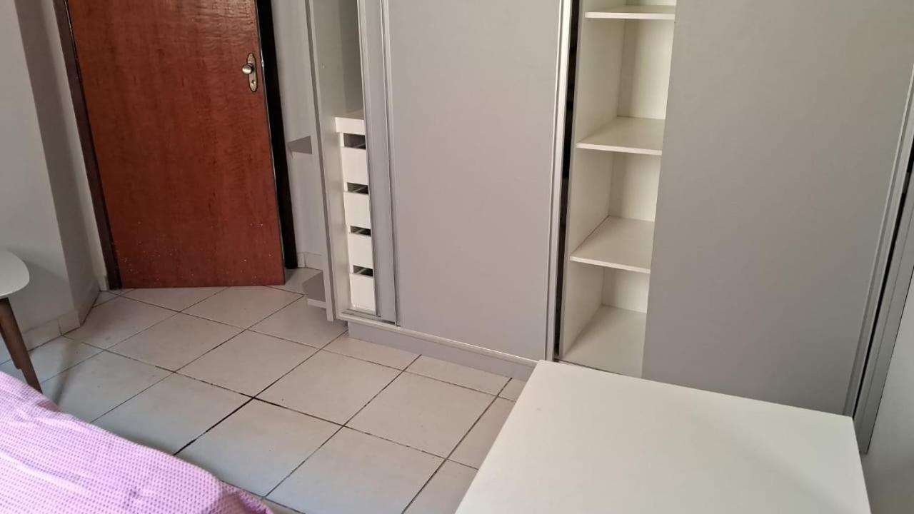 Casa Completa Com Piscina Em Bairro Nobre De Uberlandia Villa Luaran gambar