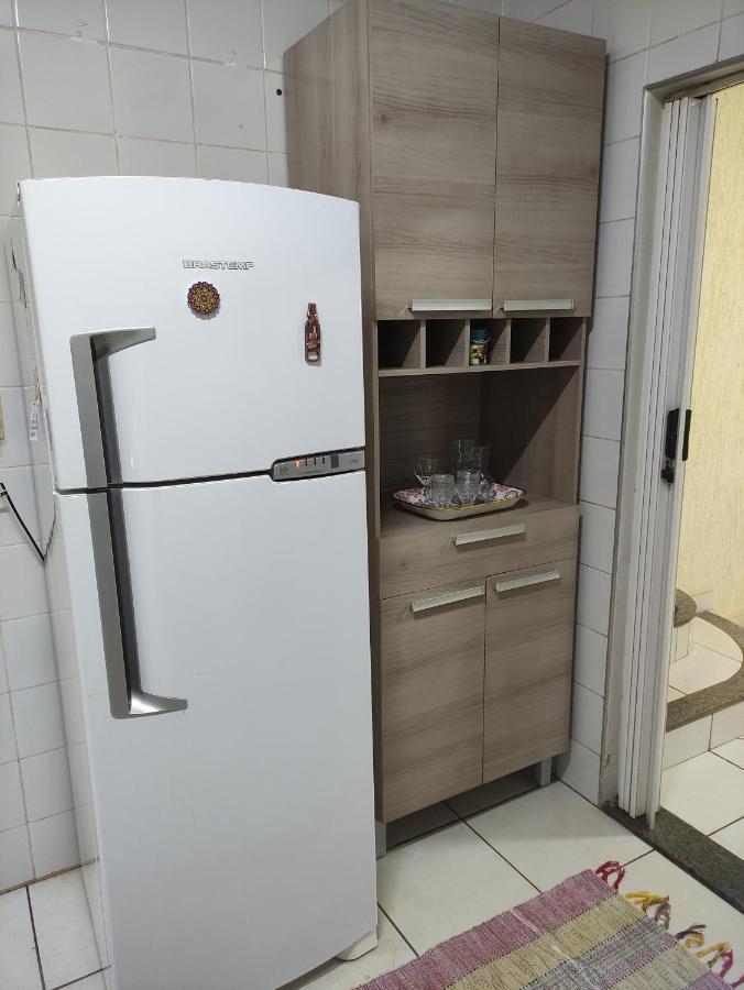 Casa Completa Com Piscina Em Bairro Nobre De Uberlandia Villa Luaran gambar